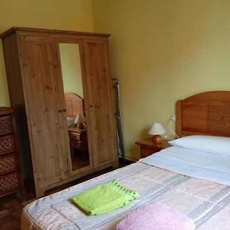 Casa Montse-Izquierda Apartment โคลอมเบรส ภายนอก รูปภาพ