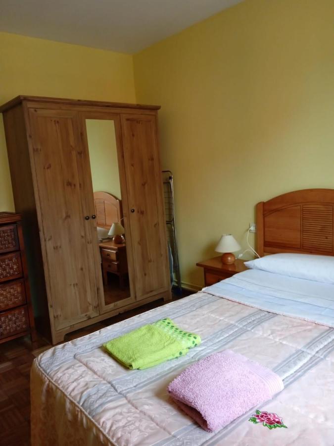 Casa Montse-Izquierda Apartment โคลอมเบรส ภายนอก รูปภาพ