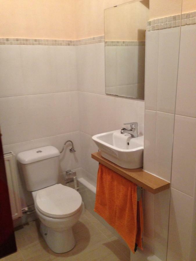 Casa Montse-Izquierda Apartment โคลอมเบรส ภายนอก รูปภาพ